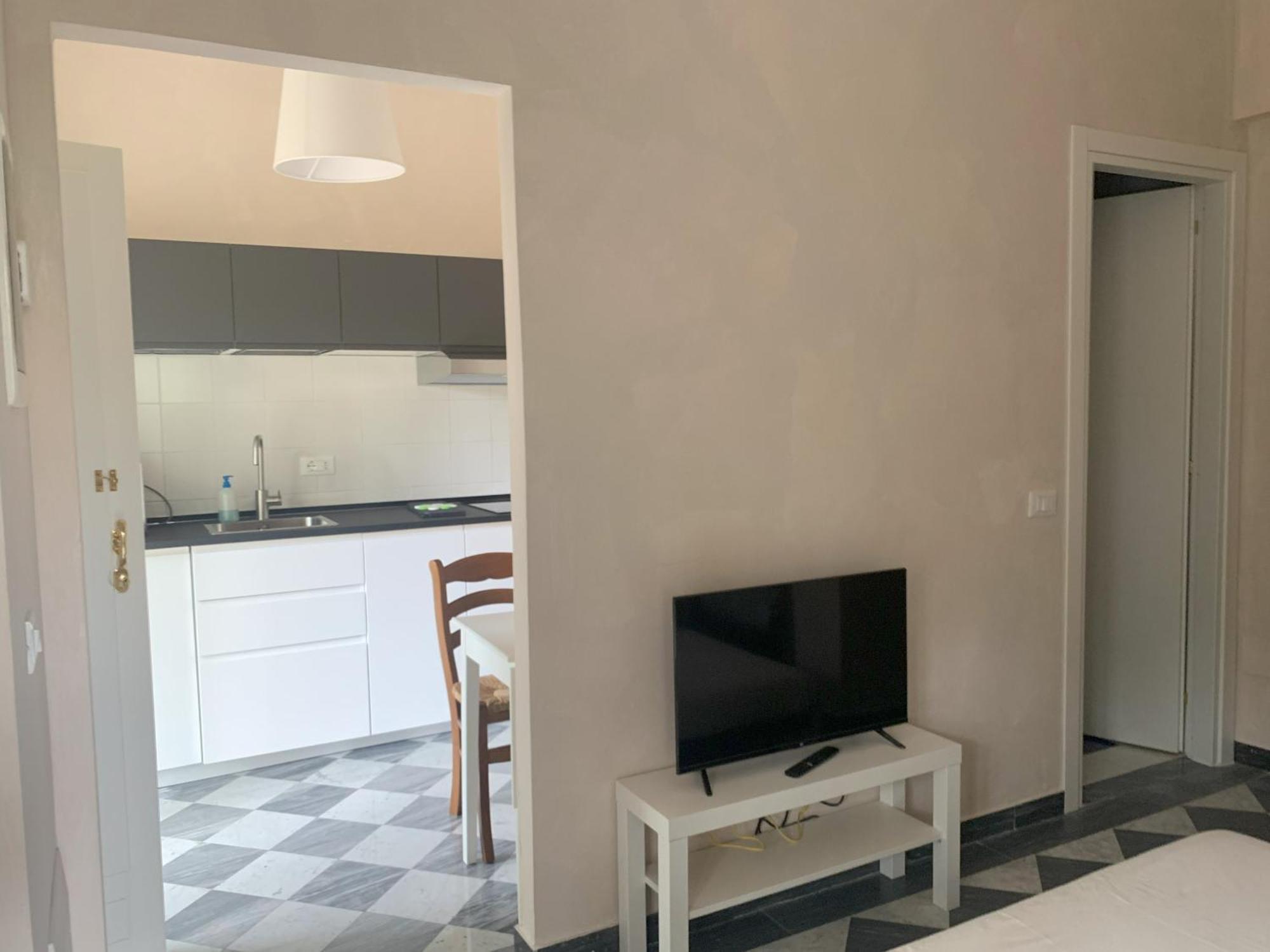 פיזה Paradisa28 - Amalfi - Zona Ospedale Cisanello מראה חיצוני תמונה